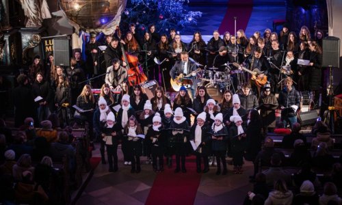 Sbor Harmonie vystupoval v kostele sv. Mikuláše