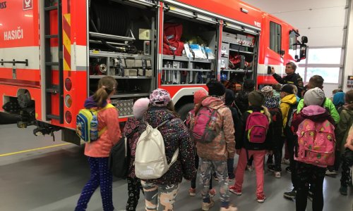 Projektový den ve 2. A  návštěva u hasičů