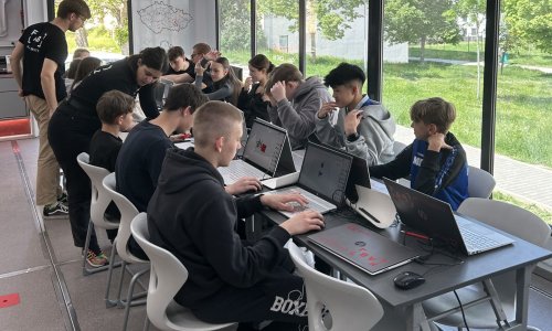 Týden s FabLabem – technologie přímo před školou