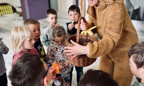 Den otevřených dveří s jarním jarmarkem
