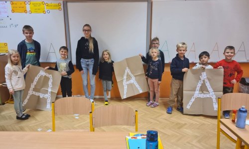 Páťáci předávají zkušenosti svým budoucím spolužákům