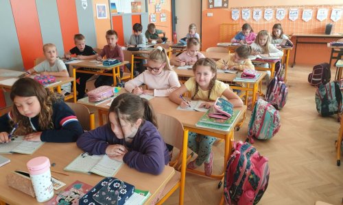 Zebra se za tebe nerozhlédne